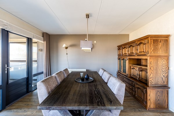 Foto - Te koop: Heerlijk ruim appartement in het gemoedelijke Klundert!
